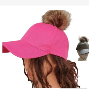Pink‎ pom pom baseball cap faux fur